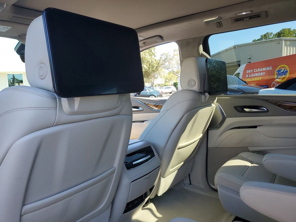 2022 Cadillac Escalade ESV Premium Luxury Platinum