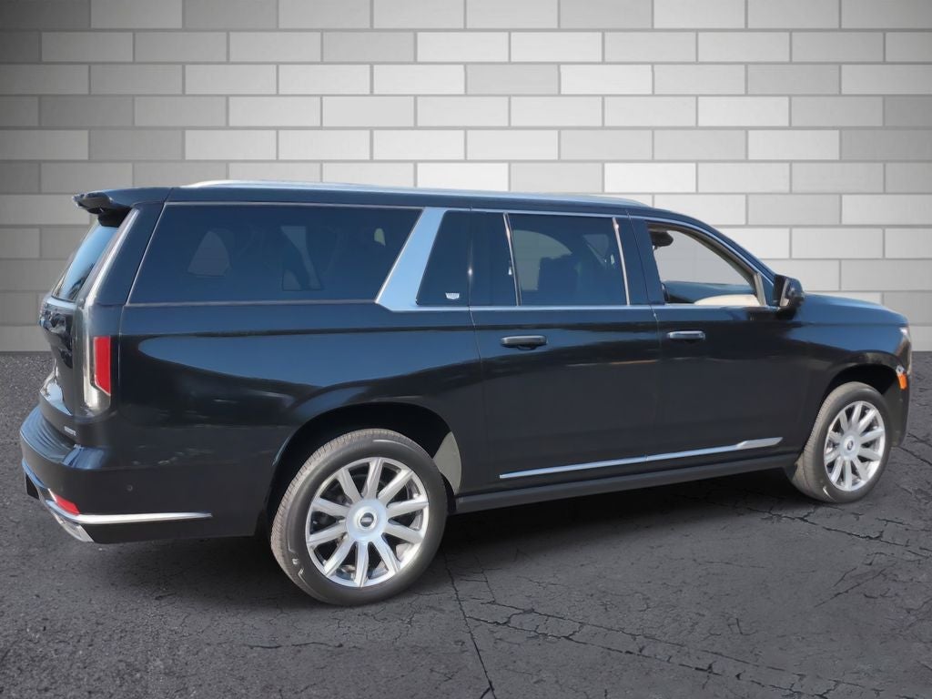 2022 Cadillac Escalade ESV Premium Luxury Platinum