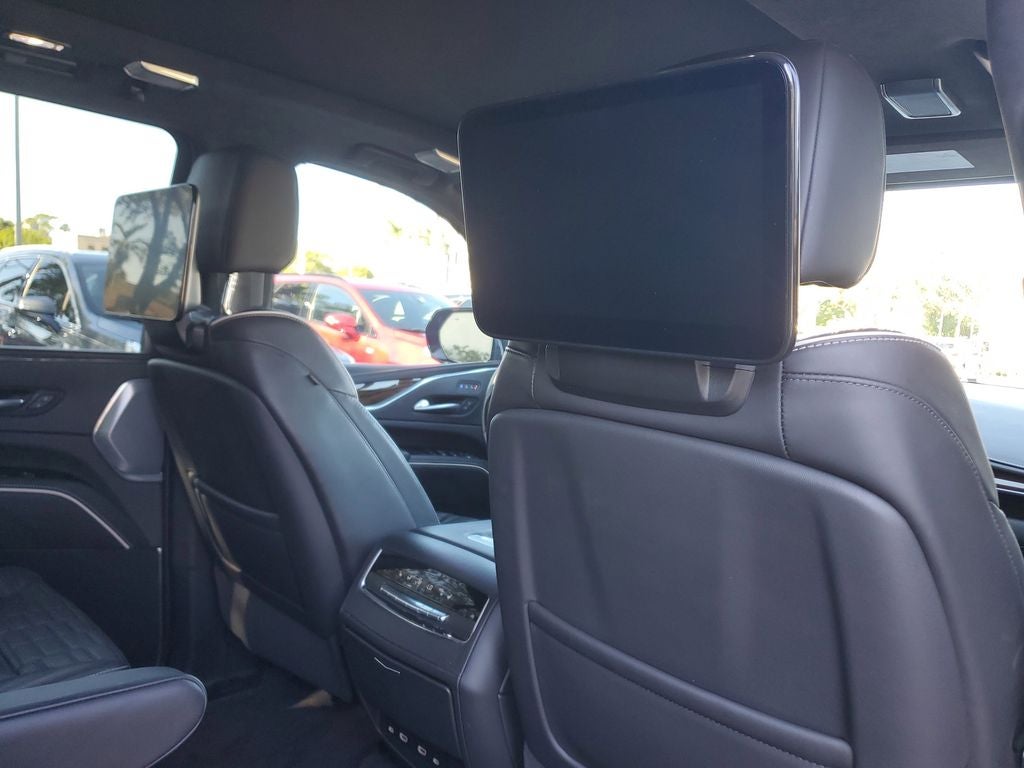 2023 Cadillac Escalade ESV Premium Luxury Platinum