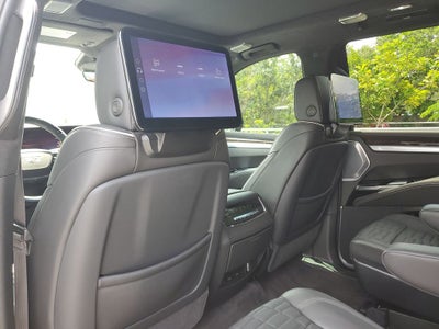 2025 Cadillac Escalade Sport Platinum