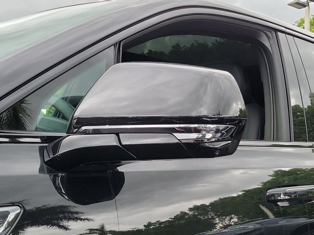 2025 Cadillac ESCALADE IQ Sport 1