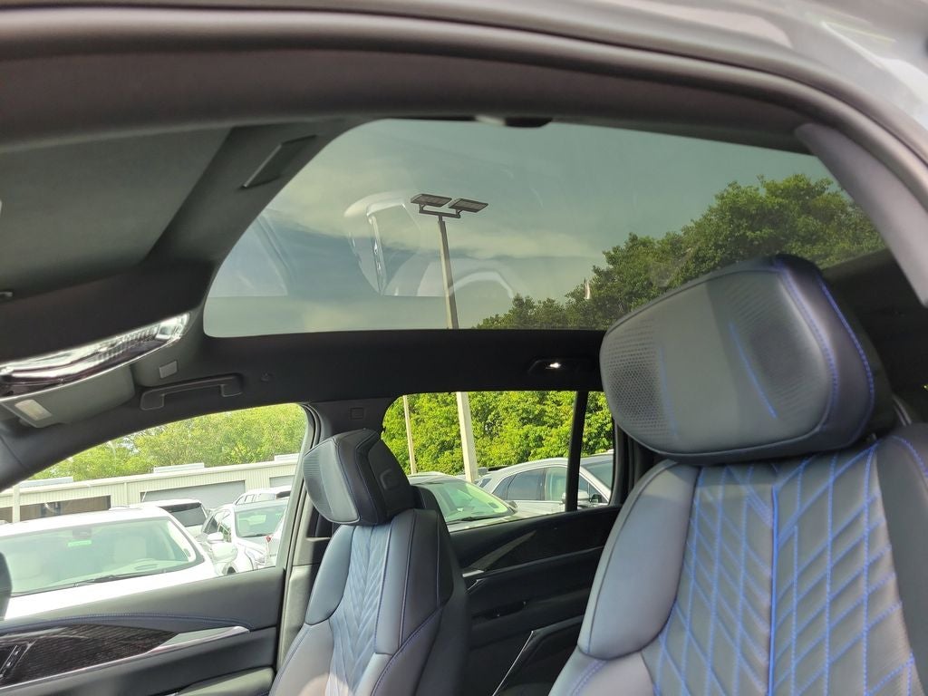 2026 Cadillac ESCALADE IQ Sport