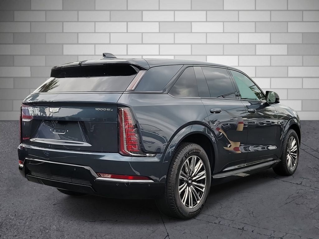 2026 Cadillac ESCALADE IQ Sport