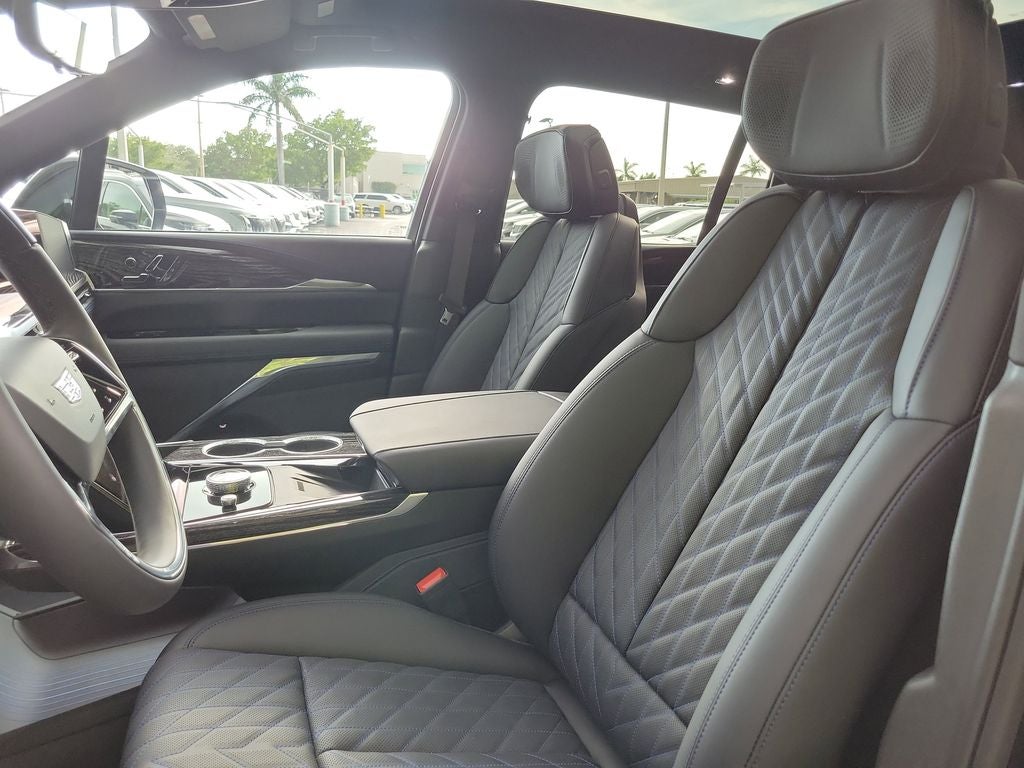 2026 Cadillac ESCALADE IQ Sport