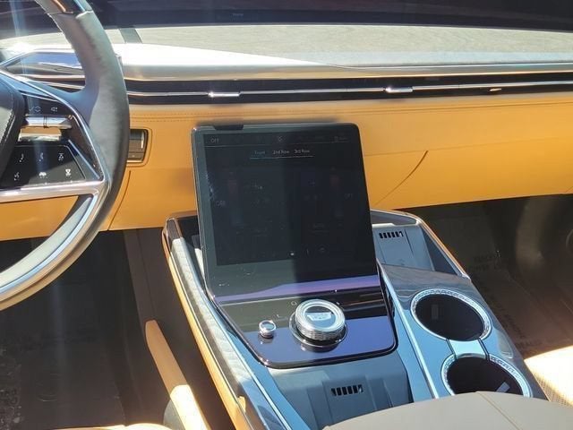 2025 Cadillac ESCALADE IQ Sport 2
