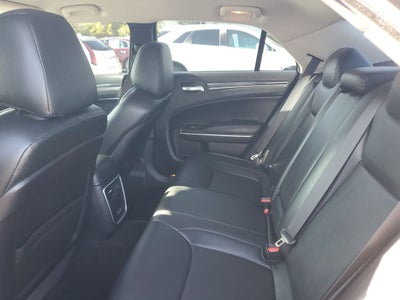 2019 Chrysler 300 Touring