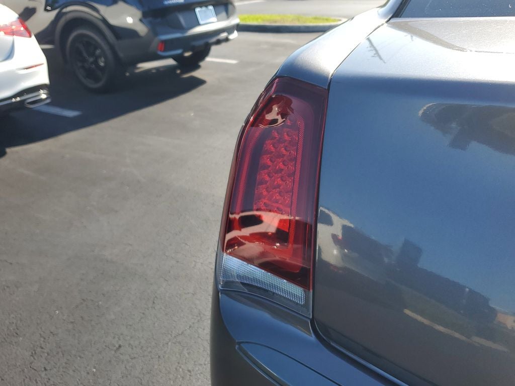 2019 Chrysler 300 Touring