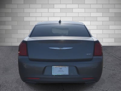 2019 Chrysler 300 Touring