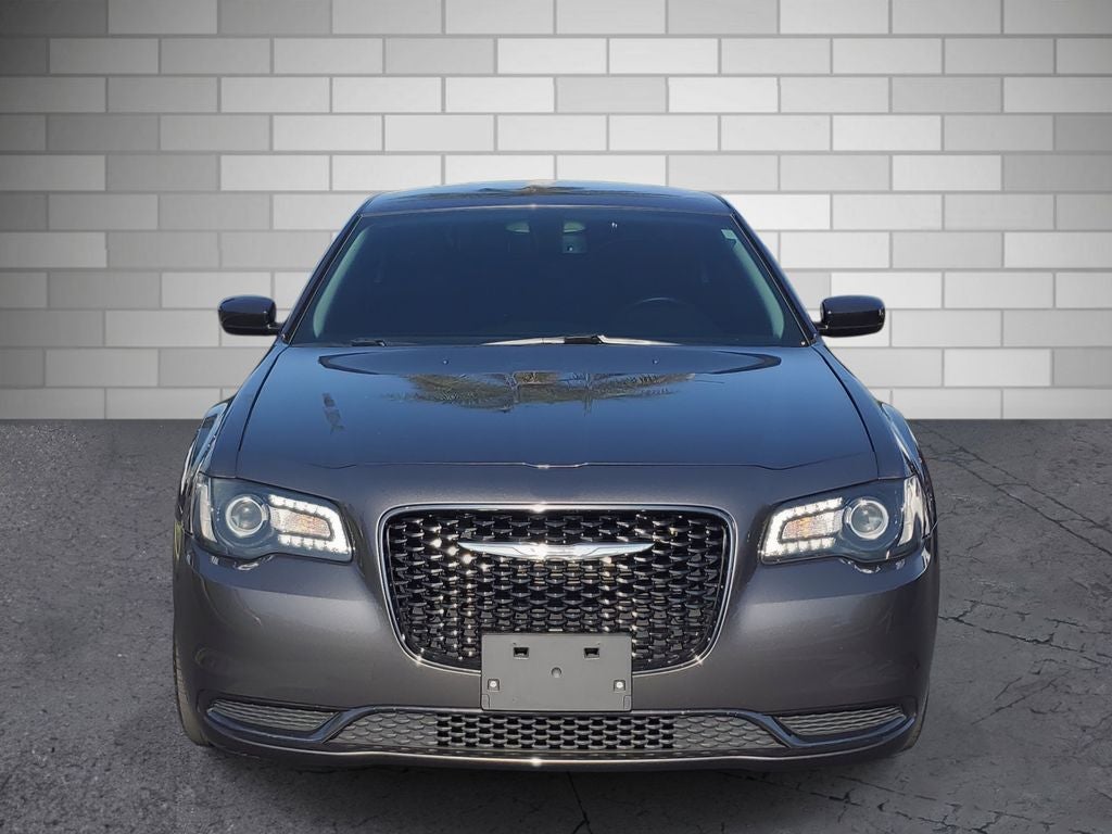 2019 Chrysler 300 Touring
