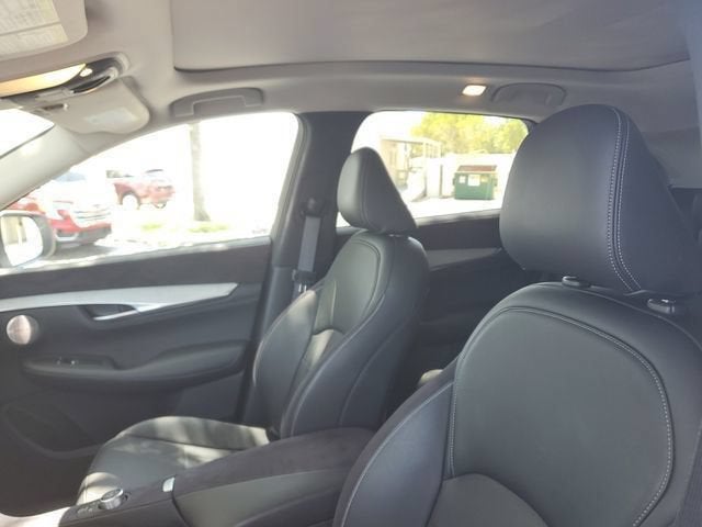 2023 INFINITI QX50 SENSORY