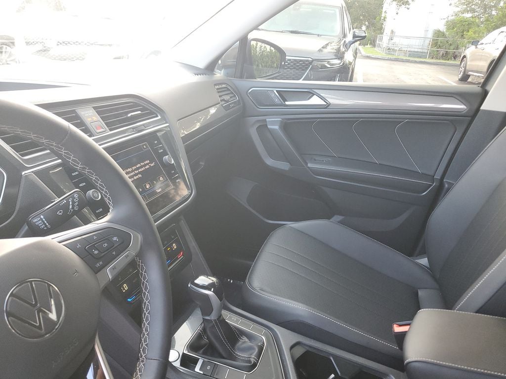 2023 Volkswagen Tiguan SE