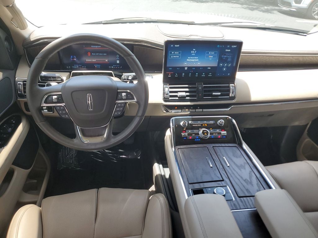 2024 Lincoln Navigator Premiere
