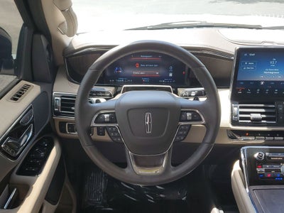 2024 Lincoln Navigator Premiere