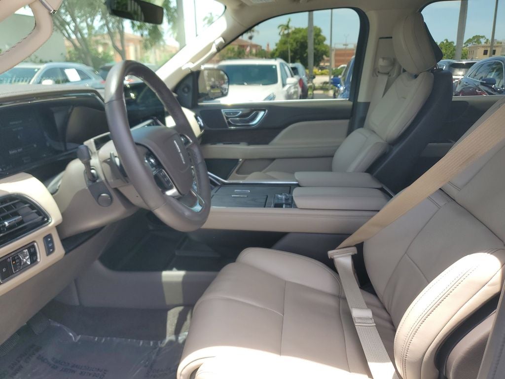 2024 Lincoln Navigator Premiere
