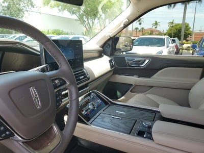 2024 Lincoln Navigator Premiere