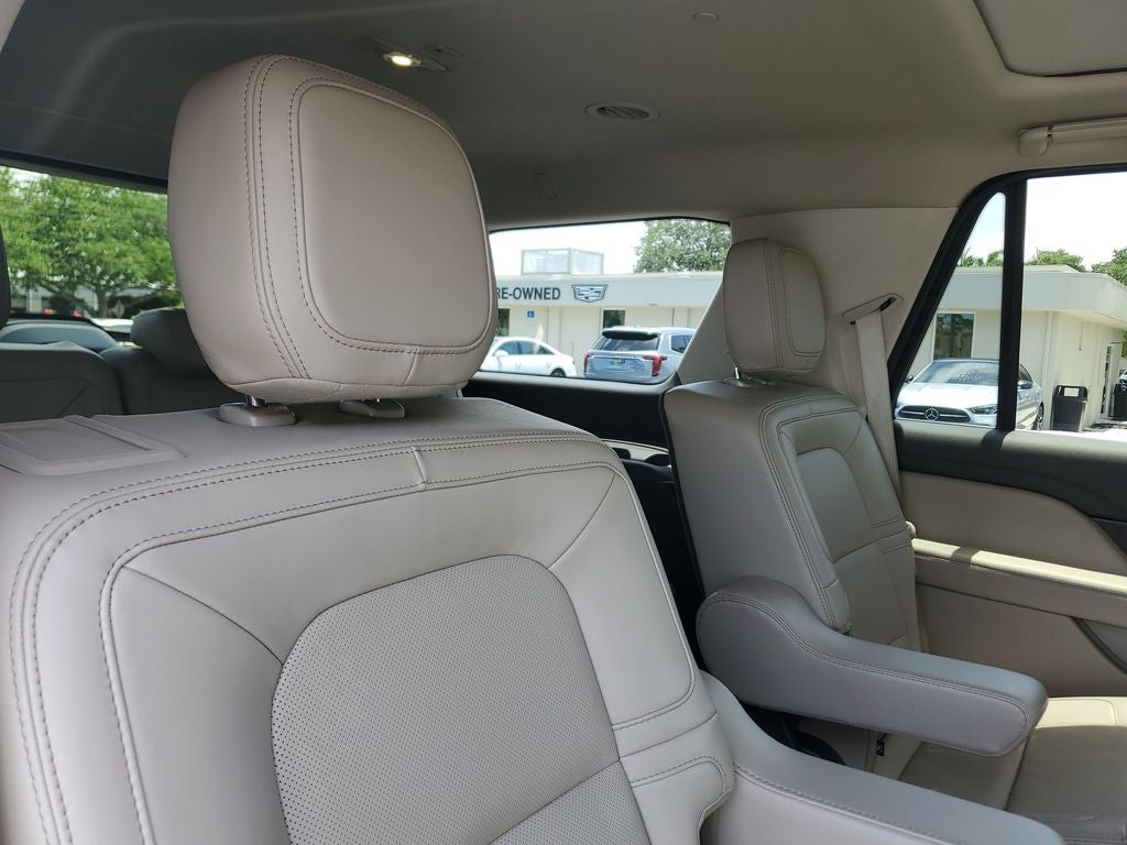 2024 Lincoln Navigator Premiere