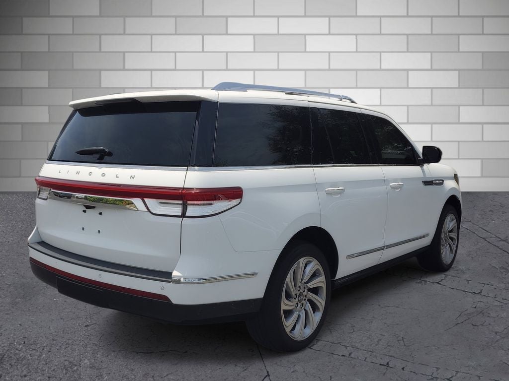 2024 Lincoln Navigator Premiere