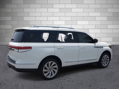 2024 Lincoln Navigator Premiere