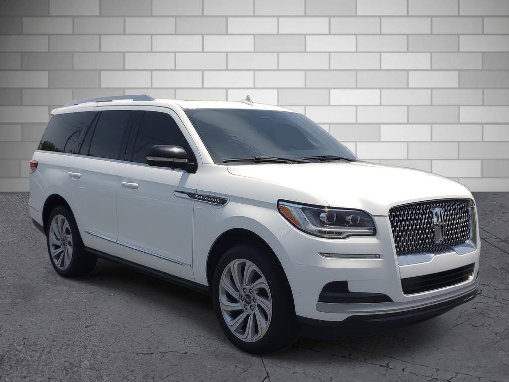 2024 Lincoln Navigator Premiere