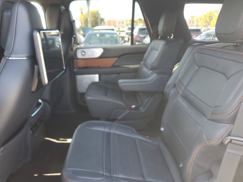 2023 Lincoln Navigator Black Label