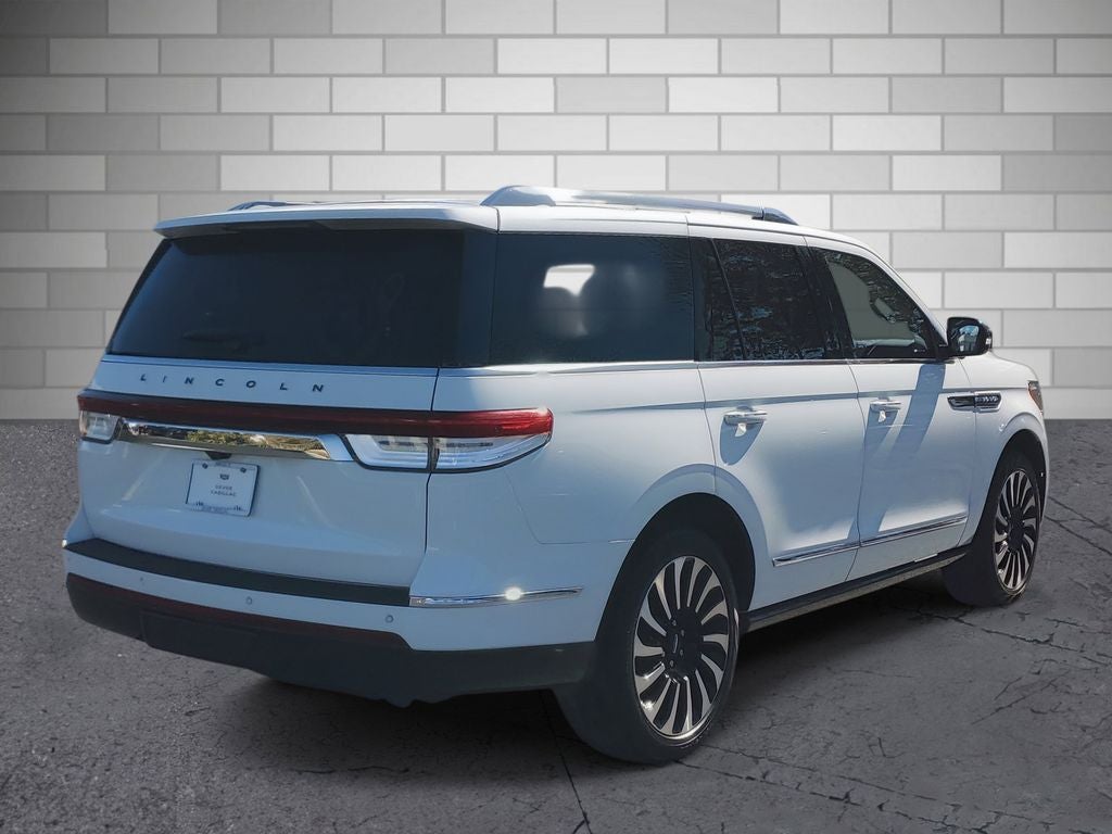 2023 Lincoln Navigator Black Label