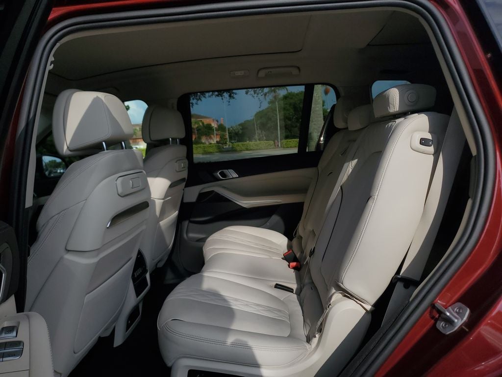 2024 BMW X7 xDrive40i