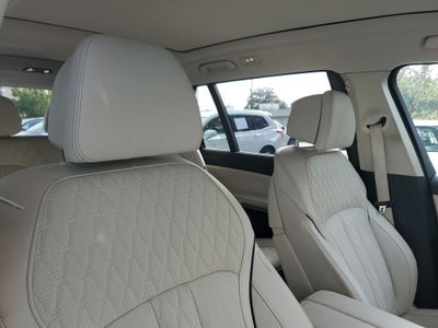 2024 BMW X7 xDrive40i