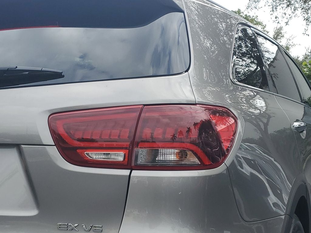 2019 Kia Sorento EX V6