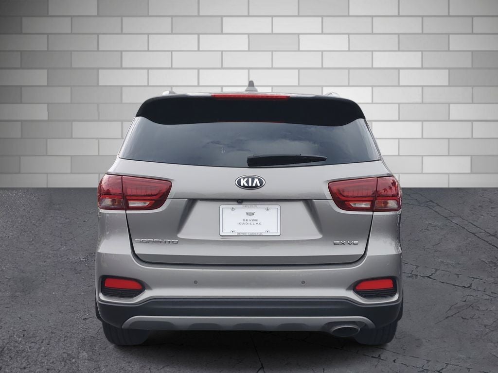 2019 Kia Sorento EX V6