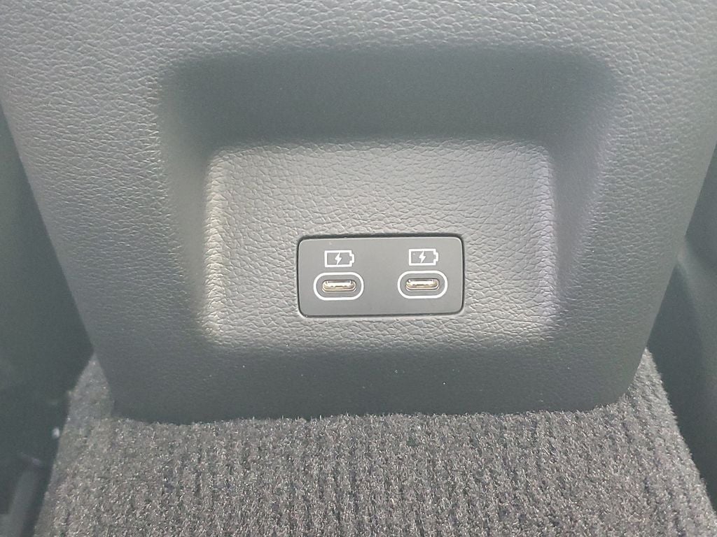 2024 Genesis G70 2.5T