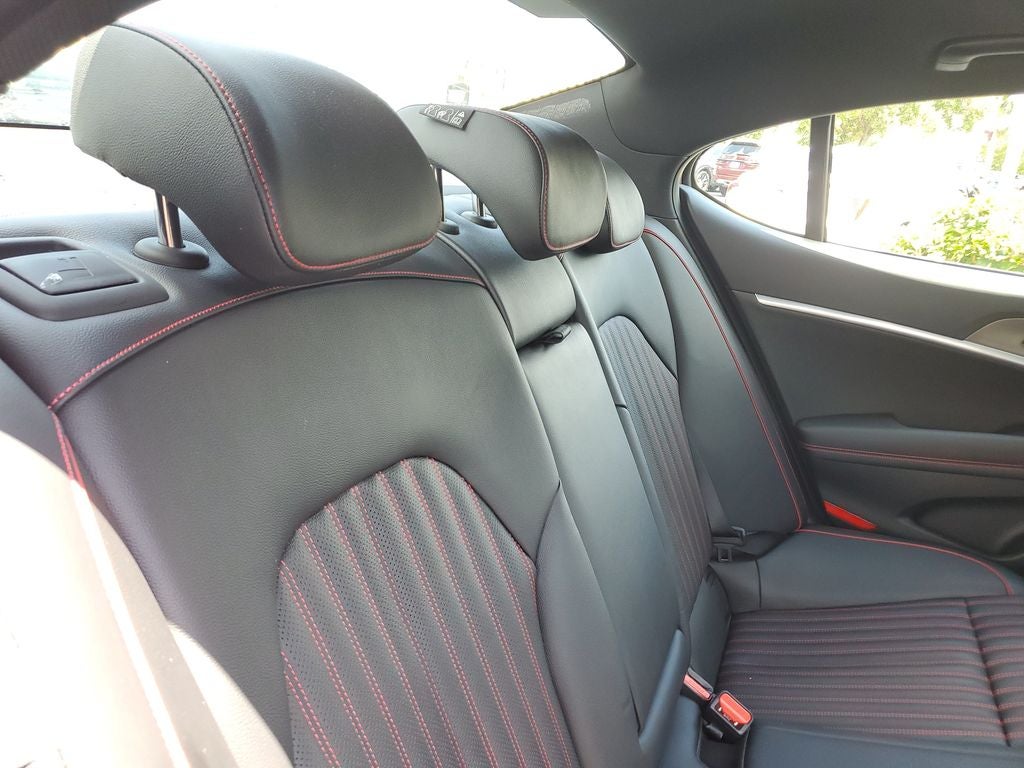 2024 Genesis G70 2.5T