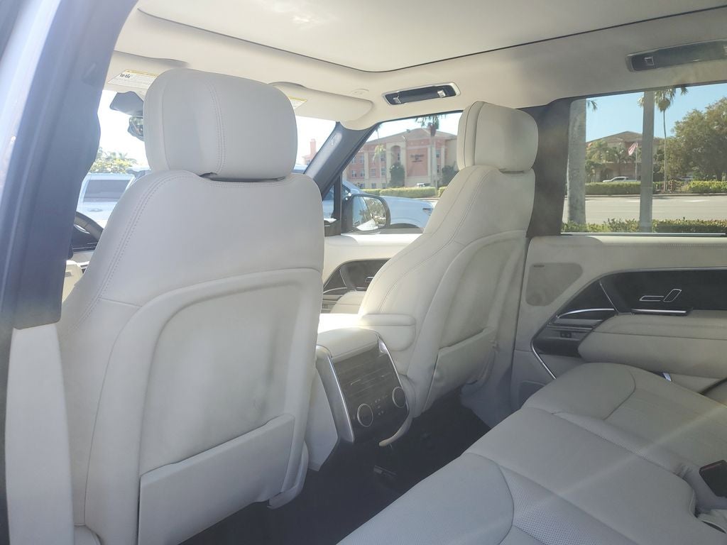 2023 Land Rover Range Rover SE