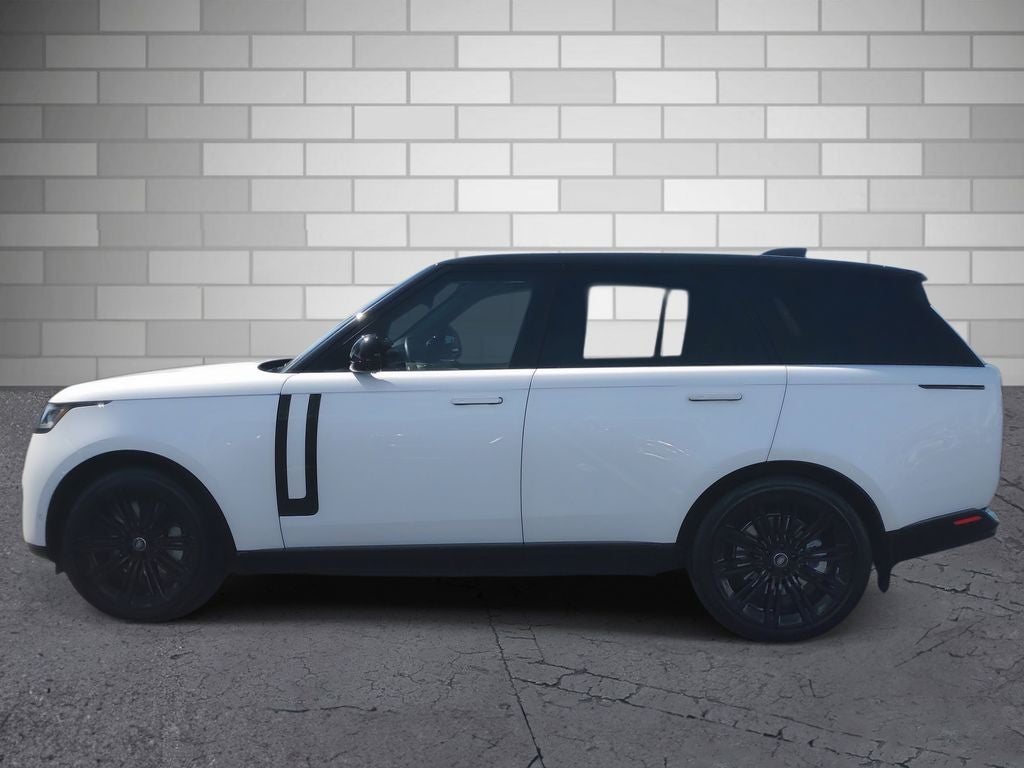 2023 Land Rover Range Rover SE