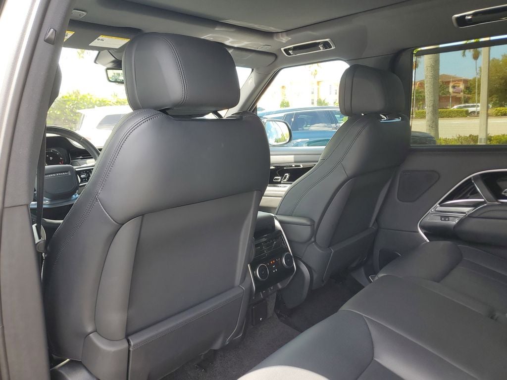 2023 Land Rover Range Rover SE