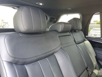 2023 Land Rover Range Rover SE