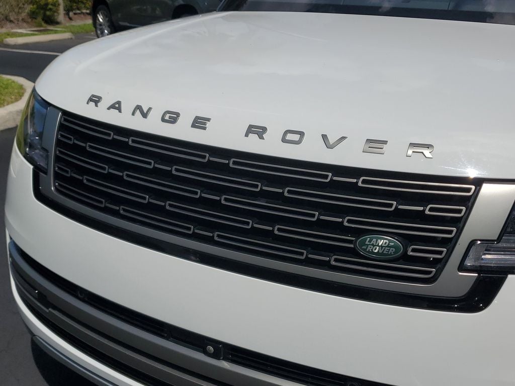 2023 Land Rover Range Rover SE