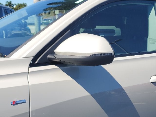 2022 Audi Q8 Premium Plus