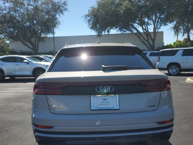 2022 Audi Q8 Premium Plus