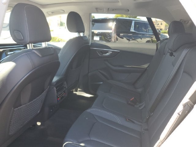2022 Audi Q8 Premium Plus