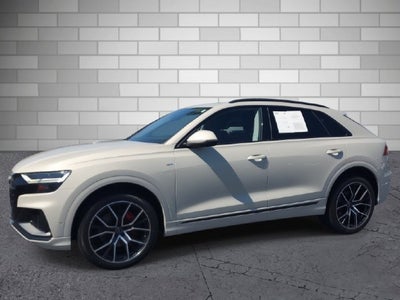 2022 Audi Q8 Premium Plus