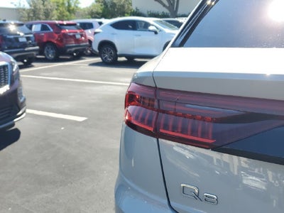 2022 Audi Q8 Premium Plus