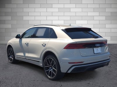 2022 Audi Q8 Premium Plus