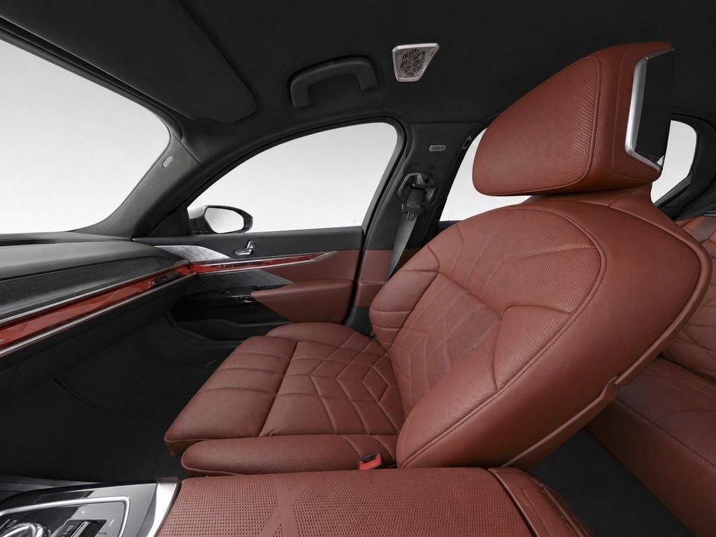 2024 BMW 7 Series 760i xDrive