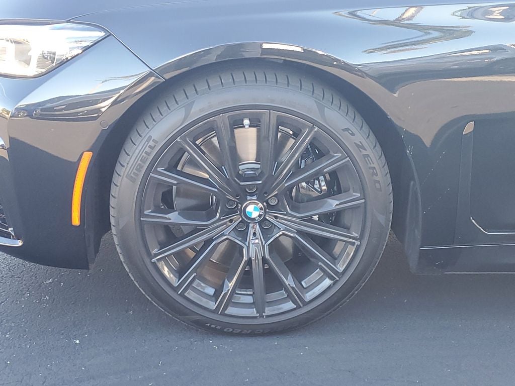 2022 BMW 7 Series 750i xDrive