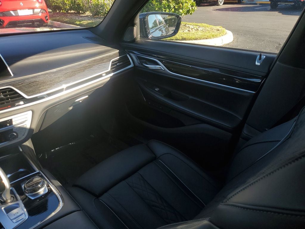 2022 BMW 7 Series 750i xDrive