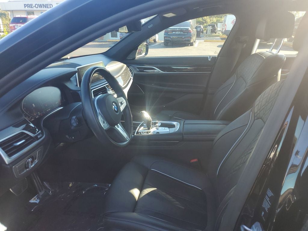 2022 BMW 7 Series 750i xDrive