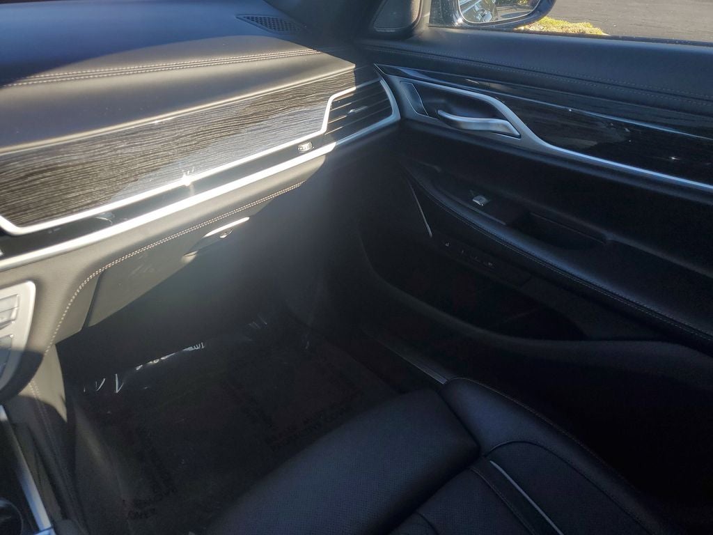 2022 BMW 7 Series 750i xDrive