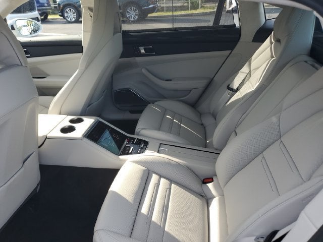 2023 Porsche Panamera Turbo S Executive