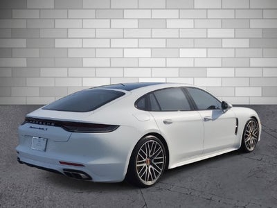 2023 Porsche Panamera Turbo S Executive