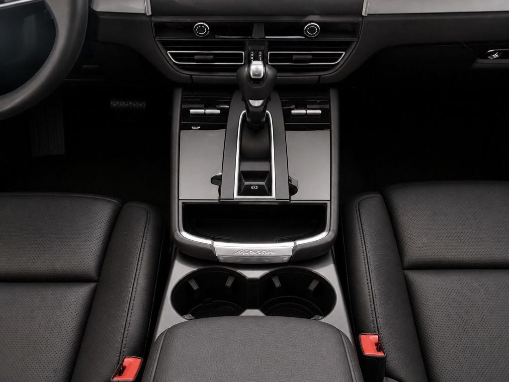 2024 Porsche Macan 4DR AWD